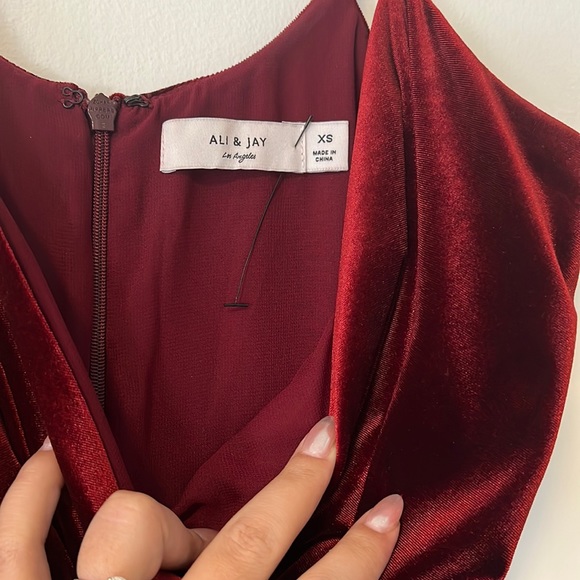 Spaghetti strap dress worn once like new - Picture 3 of 5